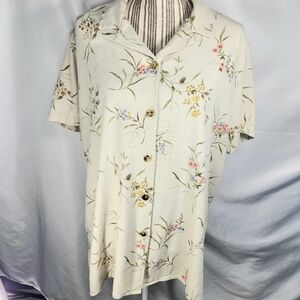Jaclyn Smith Off White w/Multi Floral Short Sleeve Button Down Top Plus Size 20